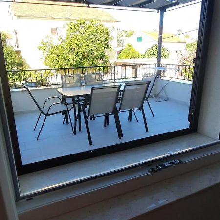 Beach Apartment Kate With Sea View, Balcony And Parking, Murter, Dalmatia Exterior photo